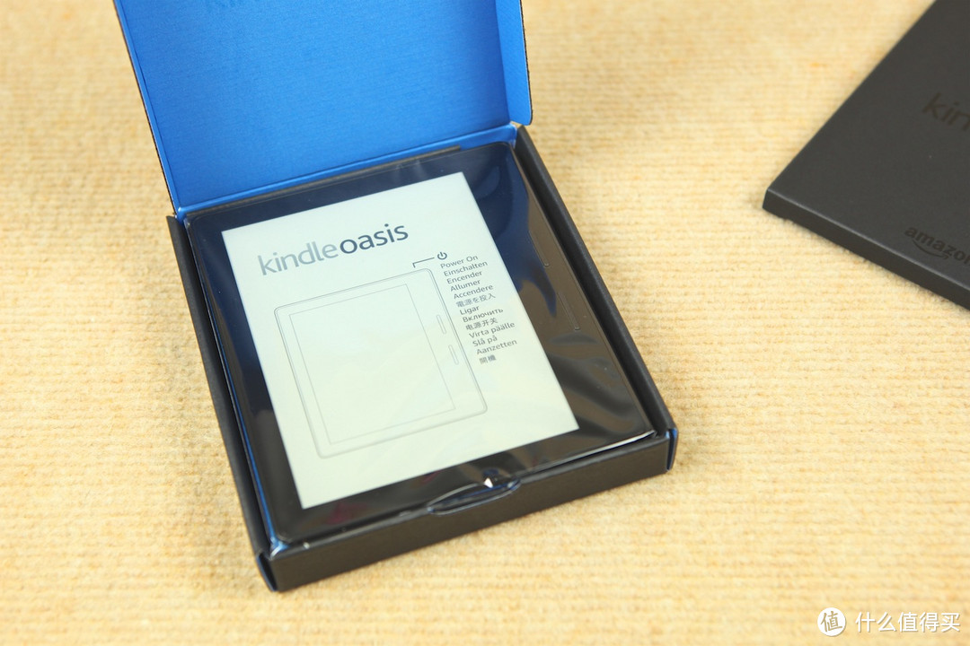 挑战轻薄的极限：Amazon 亚马逊 Kindle Oasis 电子书阅读器