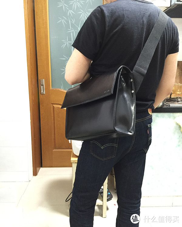 低调轻奢：Jack Spade Atlas Case男士牛皮单肩包