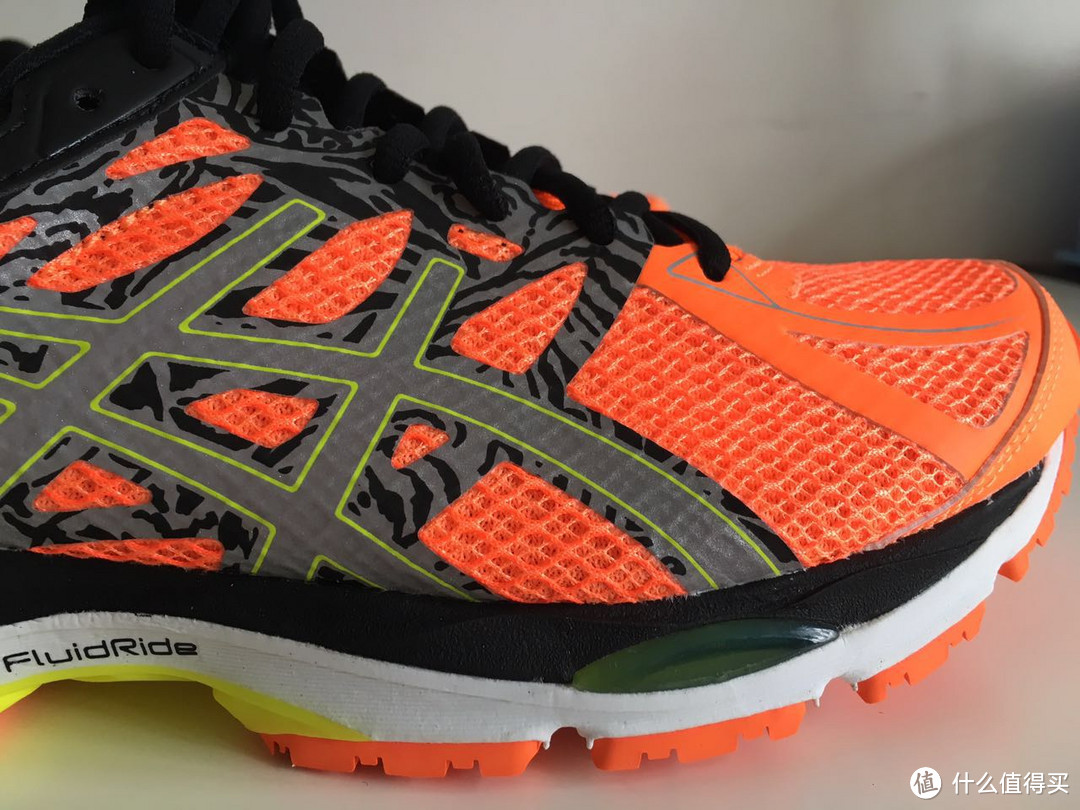 从踩钢板到踩翔：ASICS 亚瑟士 GEL-Cumulus 17 Lite-Show 男款缓震跑鞋 夜光版 初体验