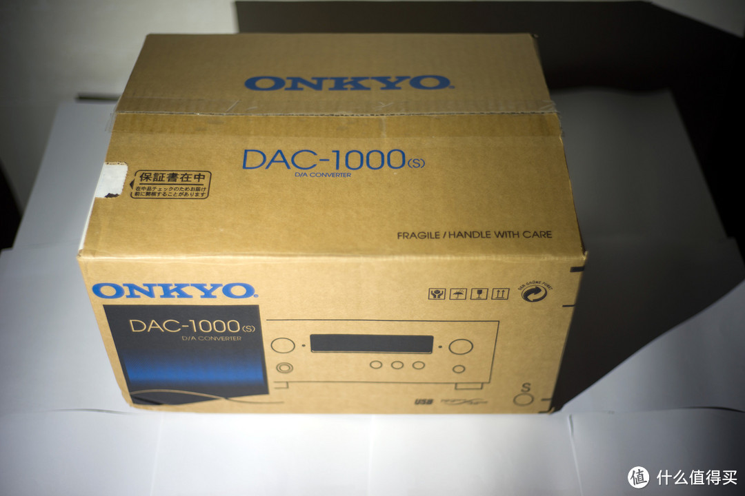 ONKYO DAC-1000 解码器包装箱实拍图