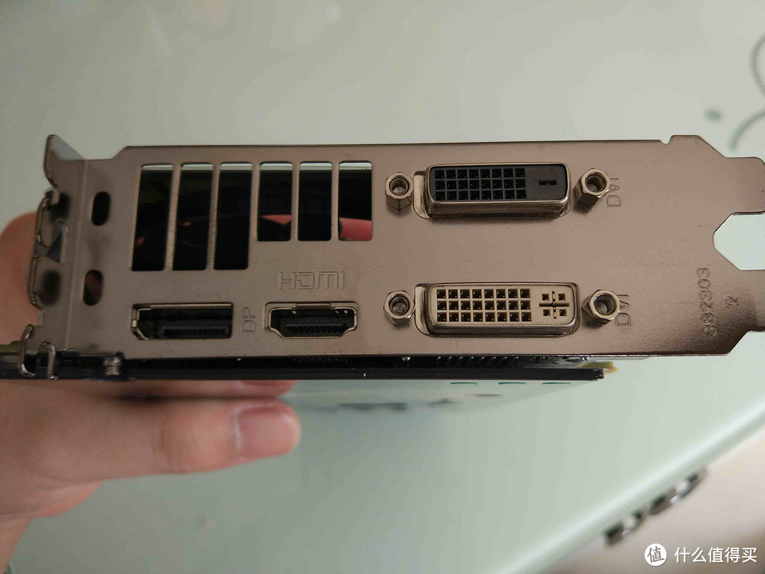 Sapphire 蓝宝石 NITRO R9 380 4G D5 显卡 怪物猎人定制版 测评