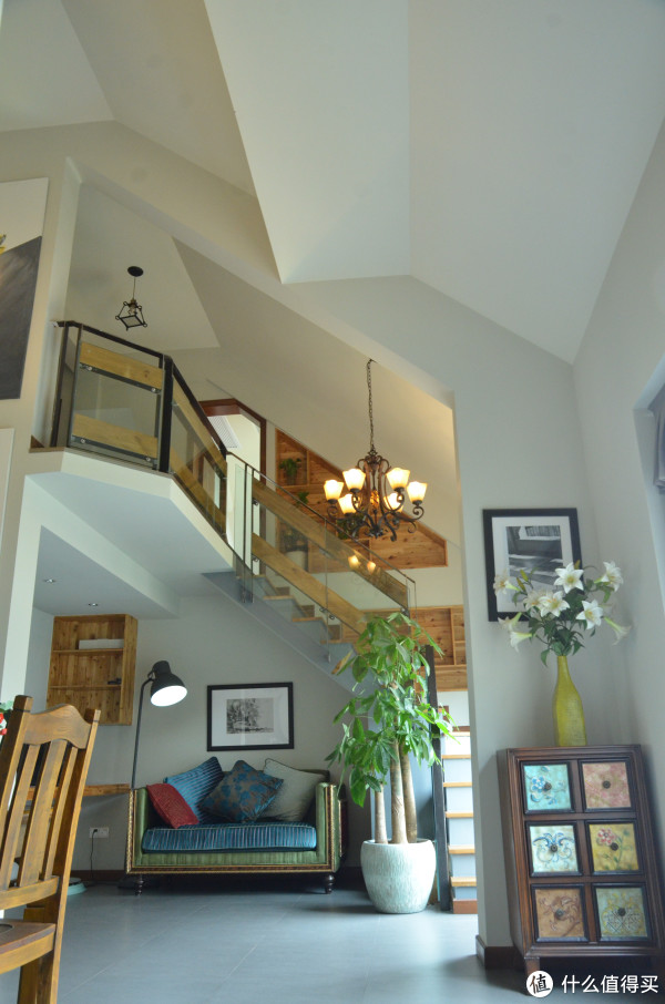 跃层房装修效果 | 110平跃层装修效果图_装修材料选购指南_什么值得买