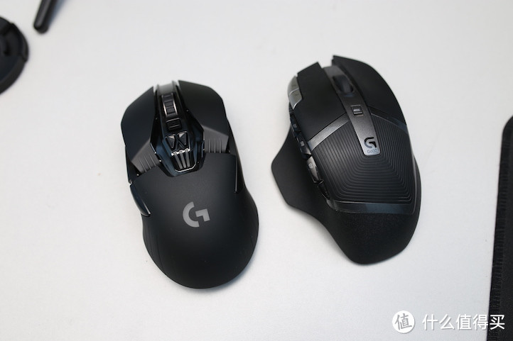 Logitech 罗技 G900 双模鼠标与G602鼠标对比实拍图