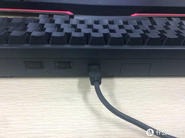 #本站首晒# VIM经典键盘 - HHKB Pro2 蓝牙版