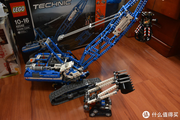 相见恨晚的"玩具 "——lego 乐高 机械组42042 蓝色大吊车拼装心得和