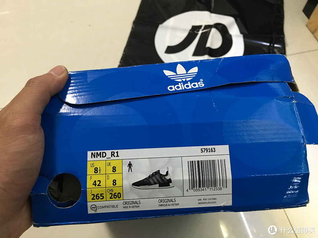 #本站首晒# Adidas 阿迪达斯 NMD 灰黑迷彩拼色以及大莆田产FAKE洛杉矶配色对比！