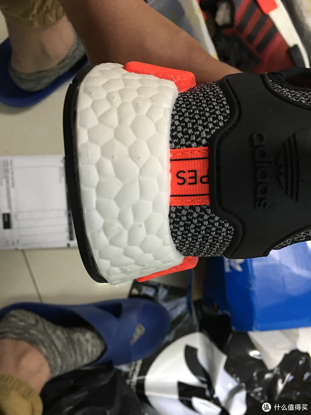 #本站首晒# Adidas 阿迪达斯 NMD 灰黑迷彩拼色以及大莆田产FAKE洛杉矶配色对比！