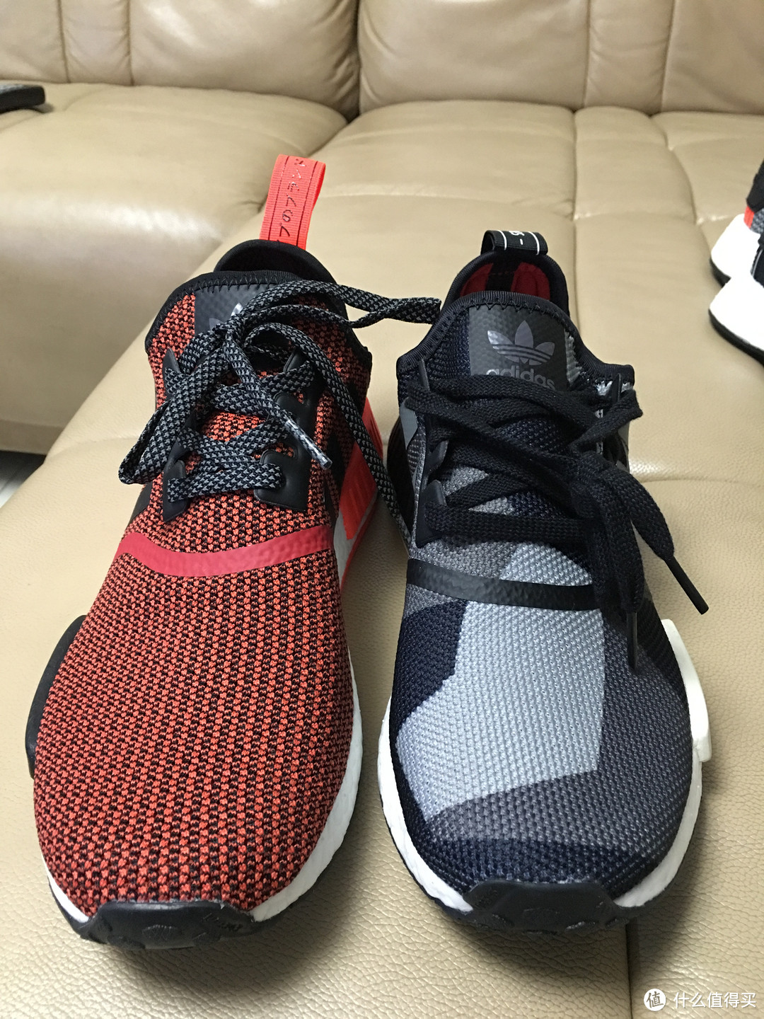 #本站首晒# Adidas 阿迪达斯 NMD 灰黑迷彩拼色以及大莆田产FAKE洛杉矶配色对比！