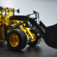 熊孩子的巧手玩具 篇九：霸气外漏——LEGO 乐高 42030-A 全遥控沃尔沃推土机