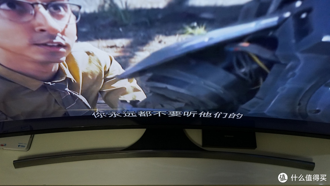 曲面就是爽——SAMSUNG 三星 65英寸 4K电视 UA65JU7800