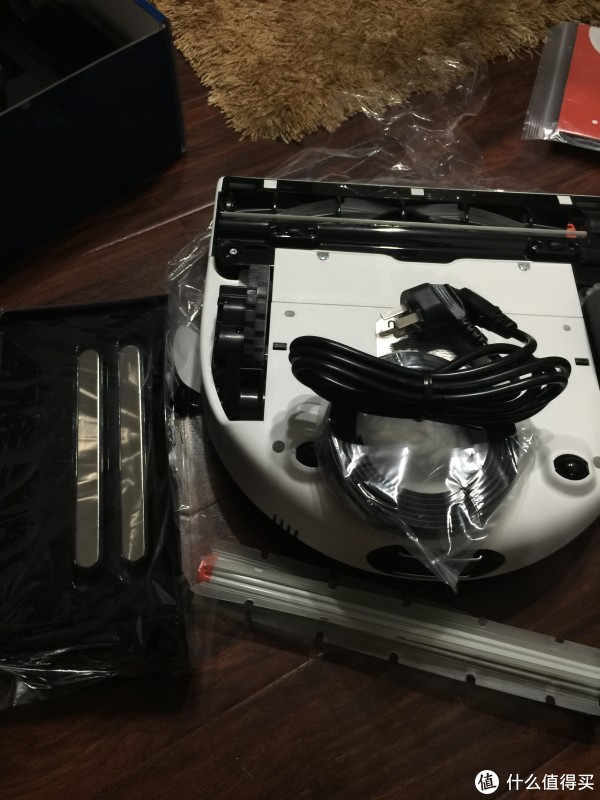 双剑合璧!终于入手京东国行neato robotics BV-D8000 扫地机器人