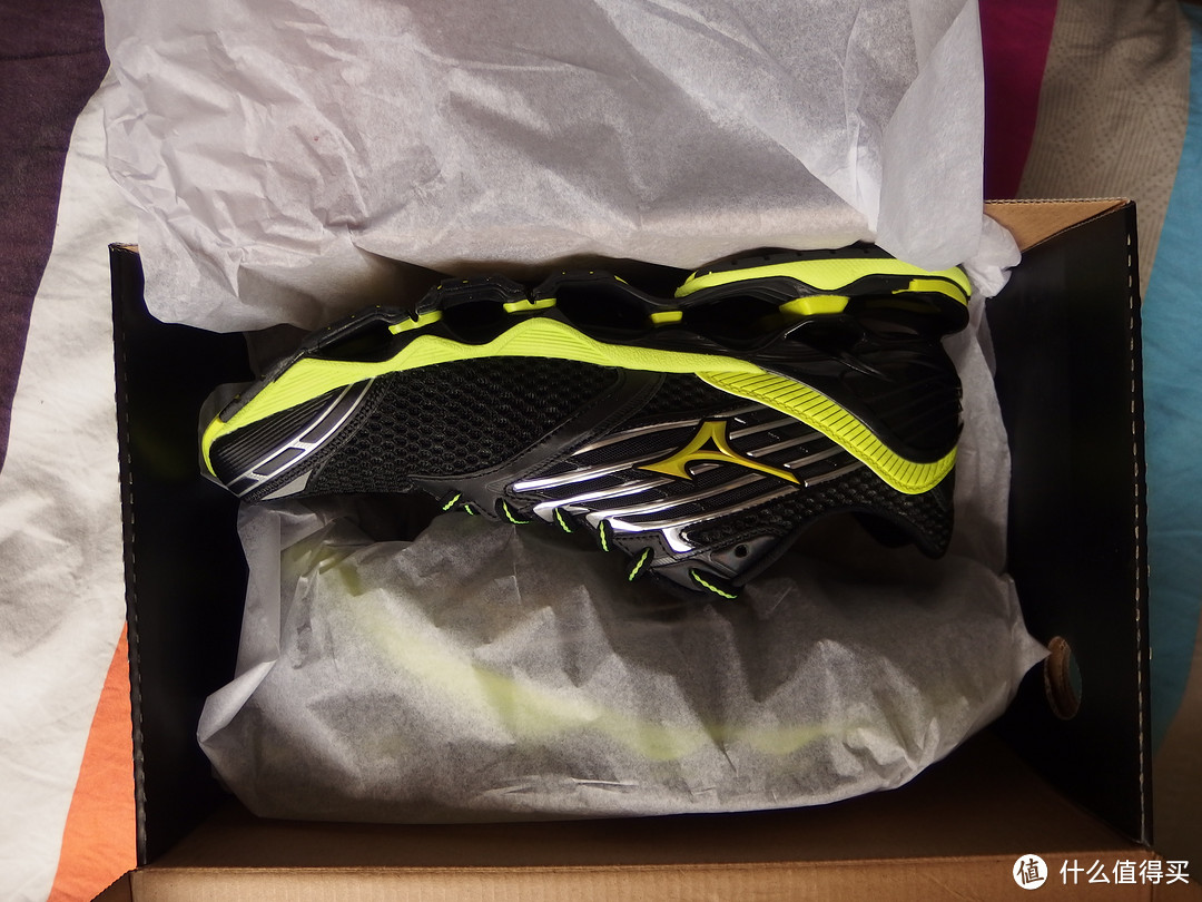 入手 Mizuno 美津浓 Wave Prophecy 5 跑鞋