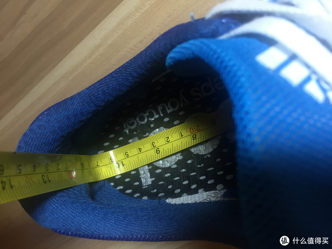 Adidas 阿迪达斯 AQ4687 清风系列 男跑步鞋