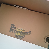 Dr. Martens 2976 马丁靴开箱展示(鞋盒|鞋型|鞋带)