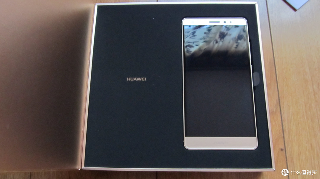 平淡之中见真章:huawei 华为 mate s 臻享版 32gb 极昼金 移动联通4g