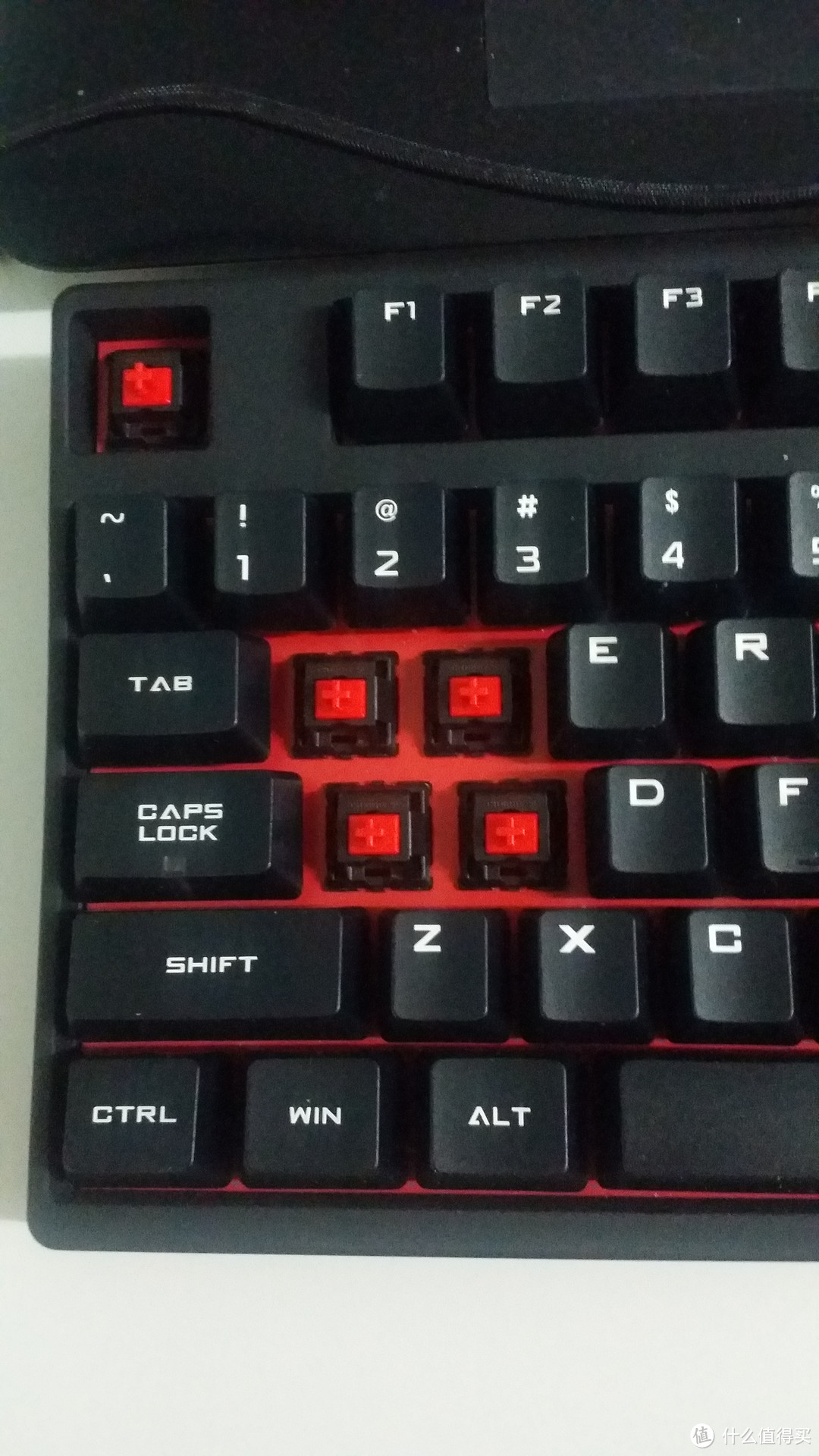 浅谈CoolerMaster 酷冷至尊 烈焰枪 无光红轴机械键盘