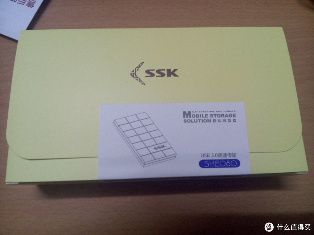 SSK的硬盘盒，因为基友在用，感觉速度还可以，所以就买了