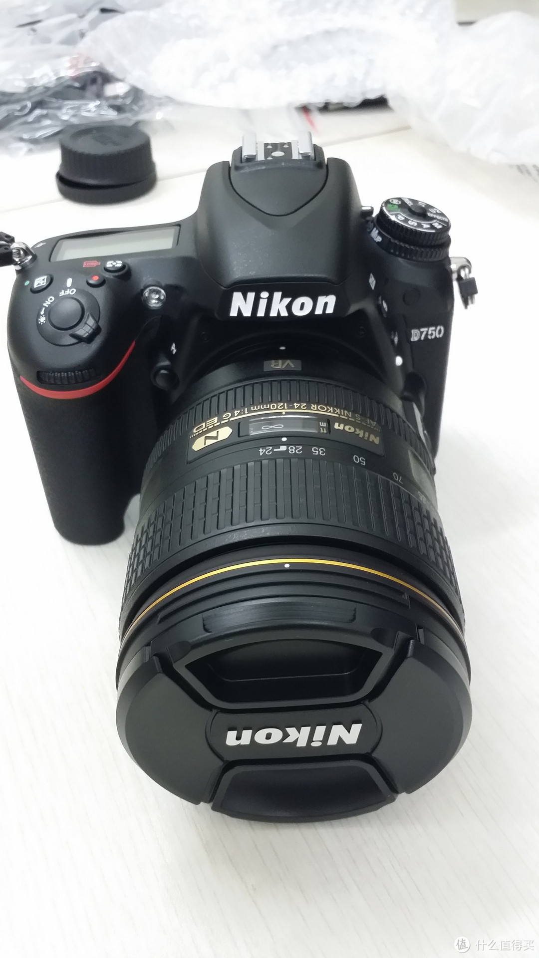 Nikon 尼康 D750（AF-S 尼克尔 24-120mm f/ 4G  ED VR镜头）单反套机 开箱（内有萌物）