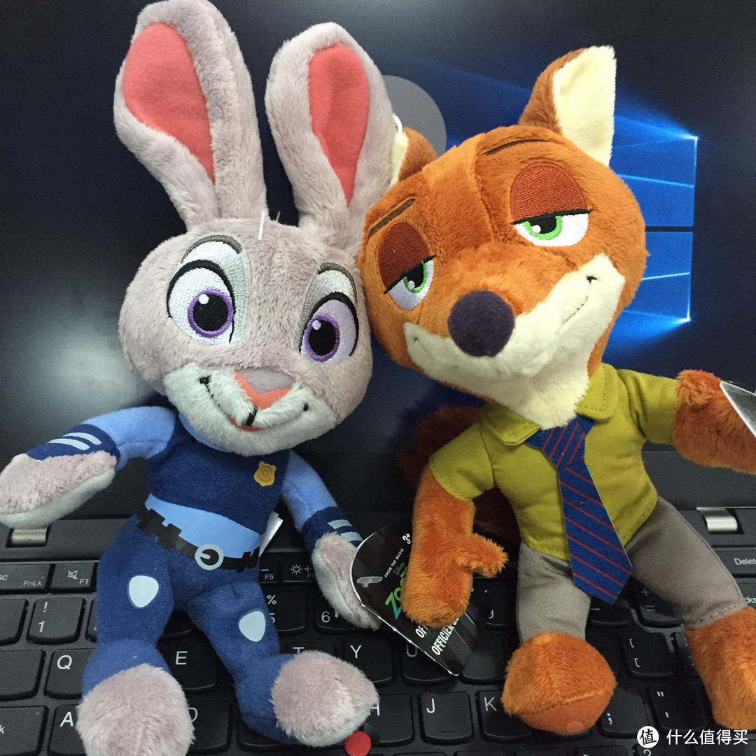 TOMY 多美 Zootopia Nick+Judy 海淘开箱晒萌物