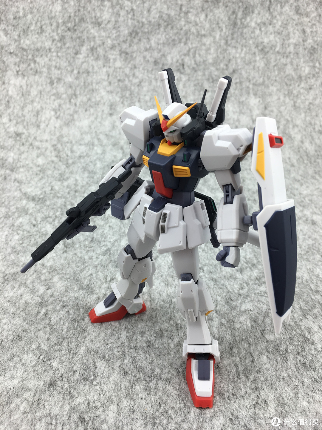 BANDAI 万代 Gundam MkII A.E.U.G Ver 开箱