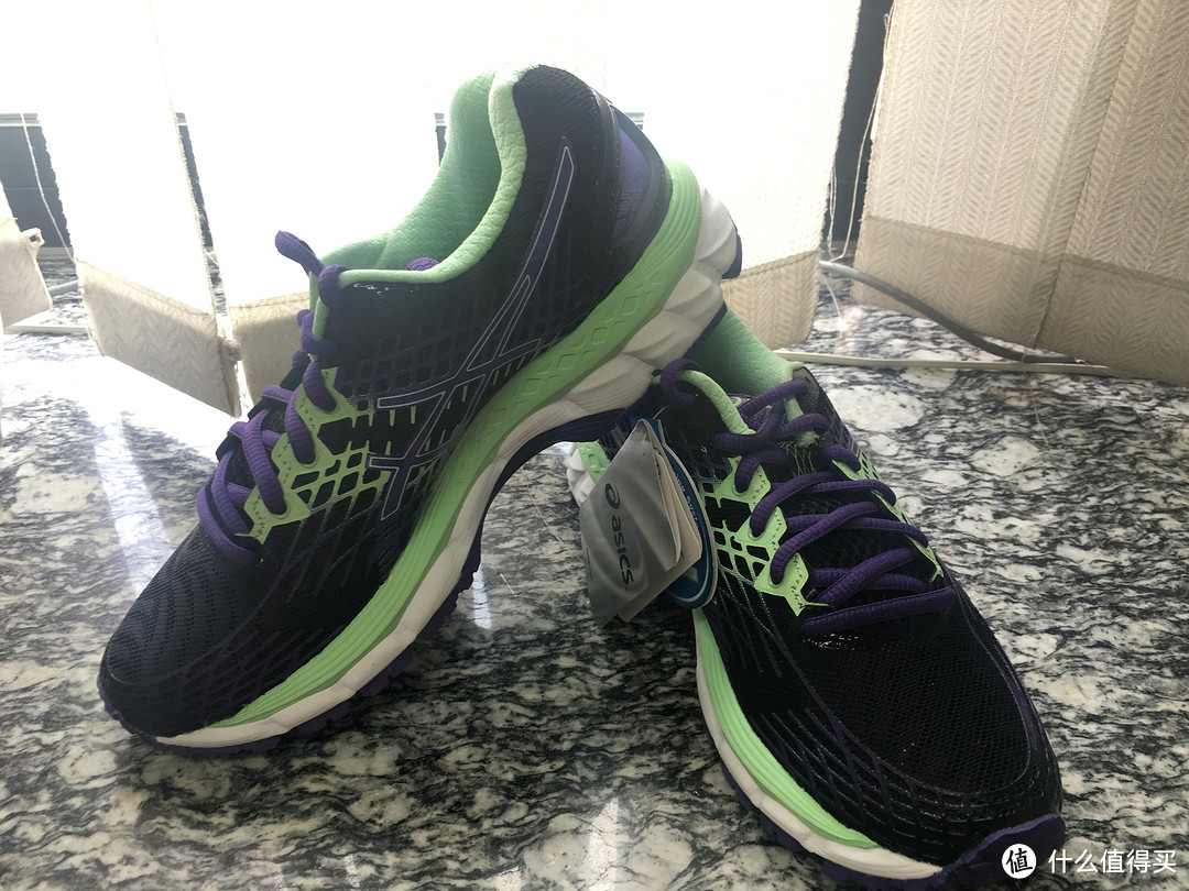 跑马新人的Asics 亚瑟士 Gel-Nimbus 跑鞋 和 CEP 压缩袜的测评