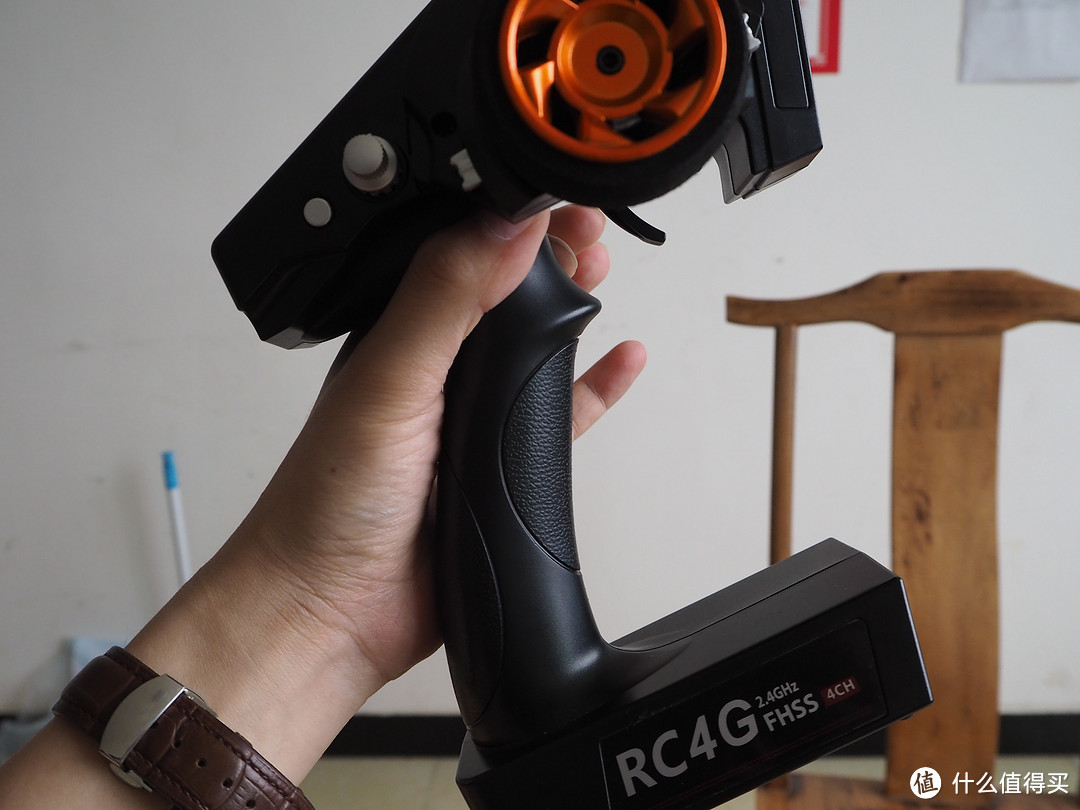 #本站首晒# mini q漂移车与乐迪RC4G陀螺仪遥控器 开箱体验