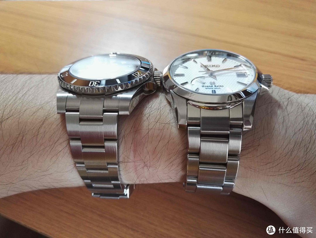 西方 ROLEX 劳力士 114060 VS 东方 Seiko 精工SBGA025 腕表