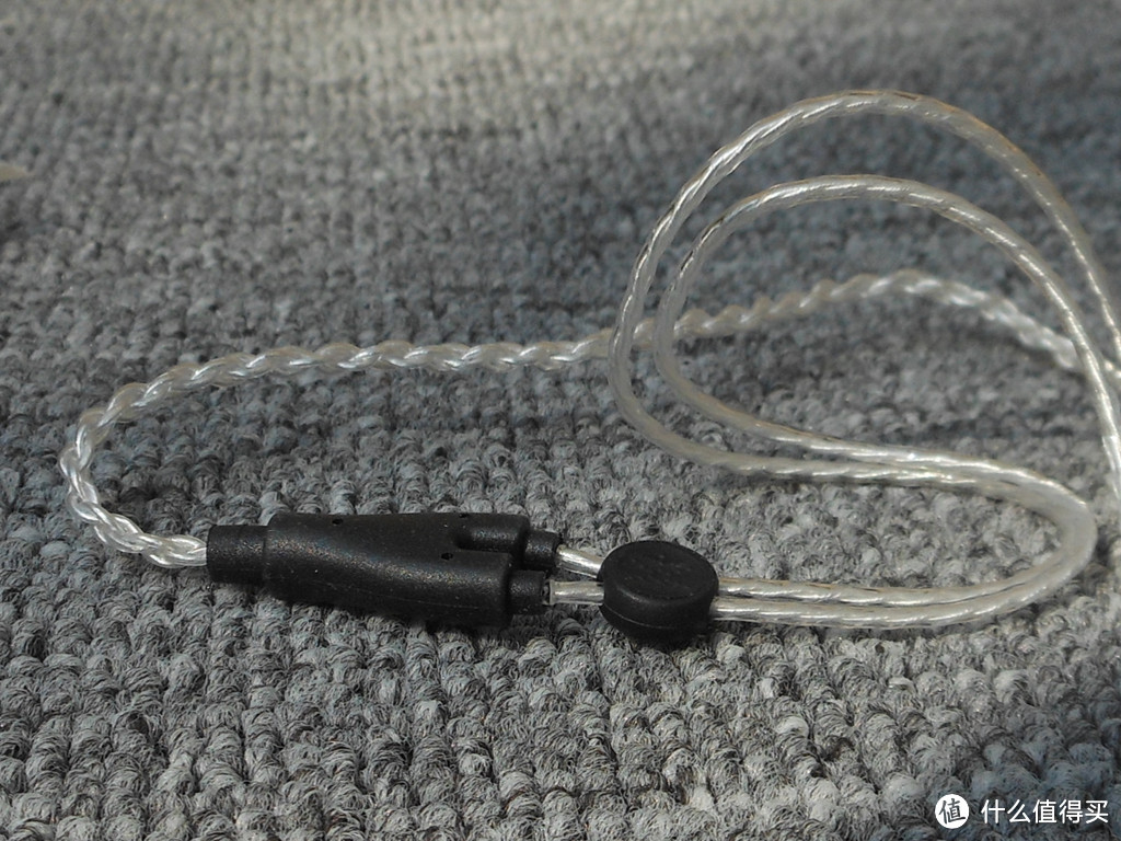 廉价入门级双动圈单元耳塞——SOMIC 硕美科 V4 耳机