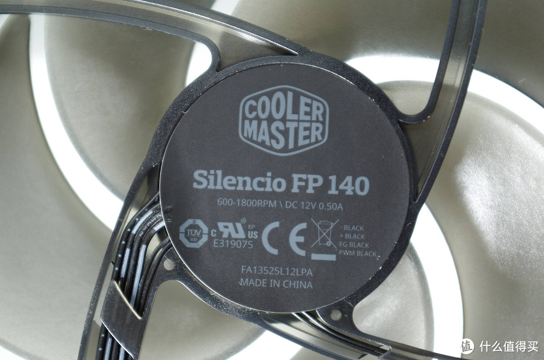 首次尝试开放式放置PC，COOLERMASTER 酷冷至尊 MasterAir Maker 8 3DVC 多平台CPU散热器