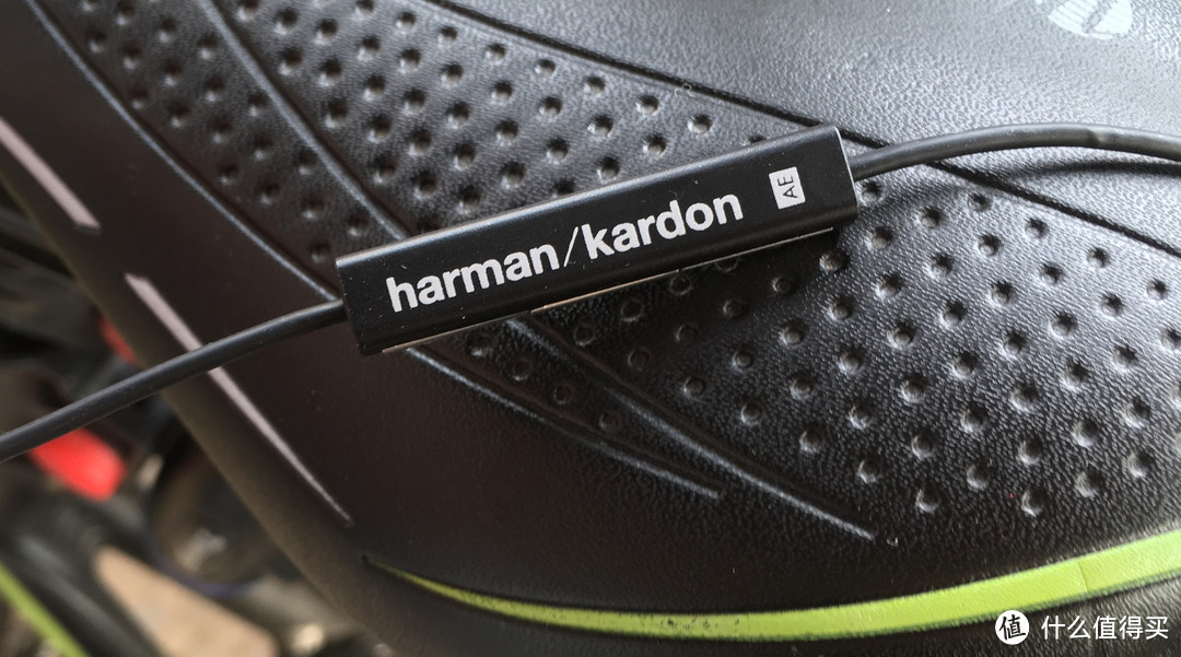 轰隆隆的感动——Harman/Kardon 哈曼卡顿 AE入耳耳塞