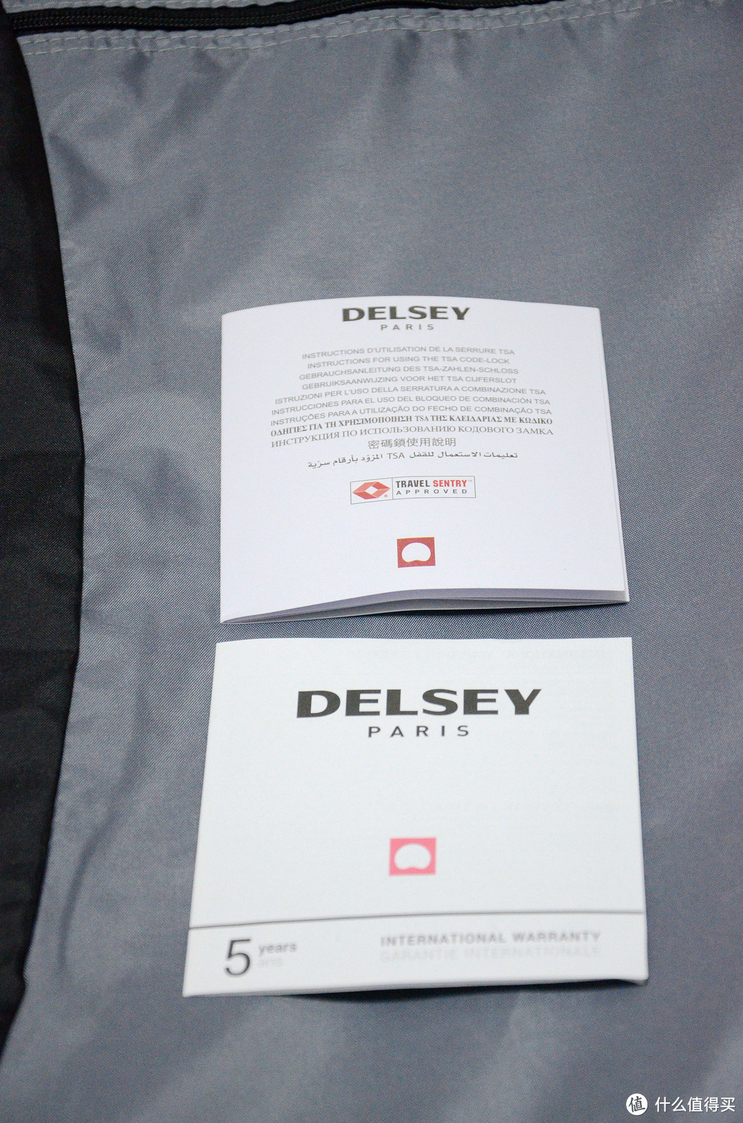 Delsey 法国大使牌 万向轮 25寸拉杆硬箱 开箱