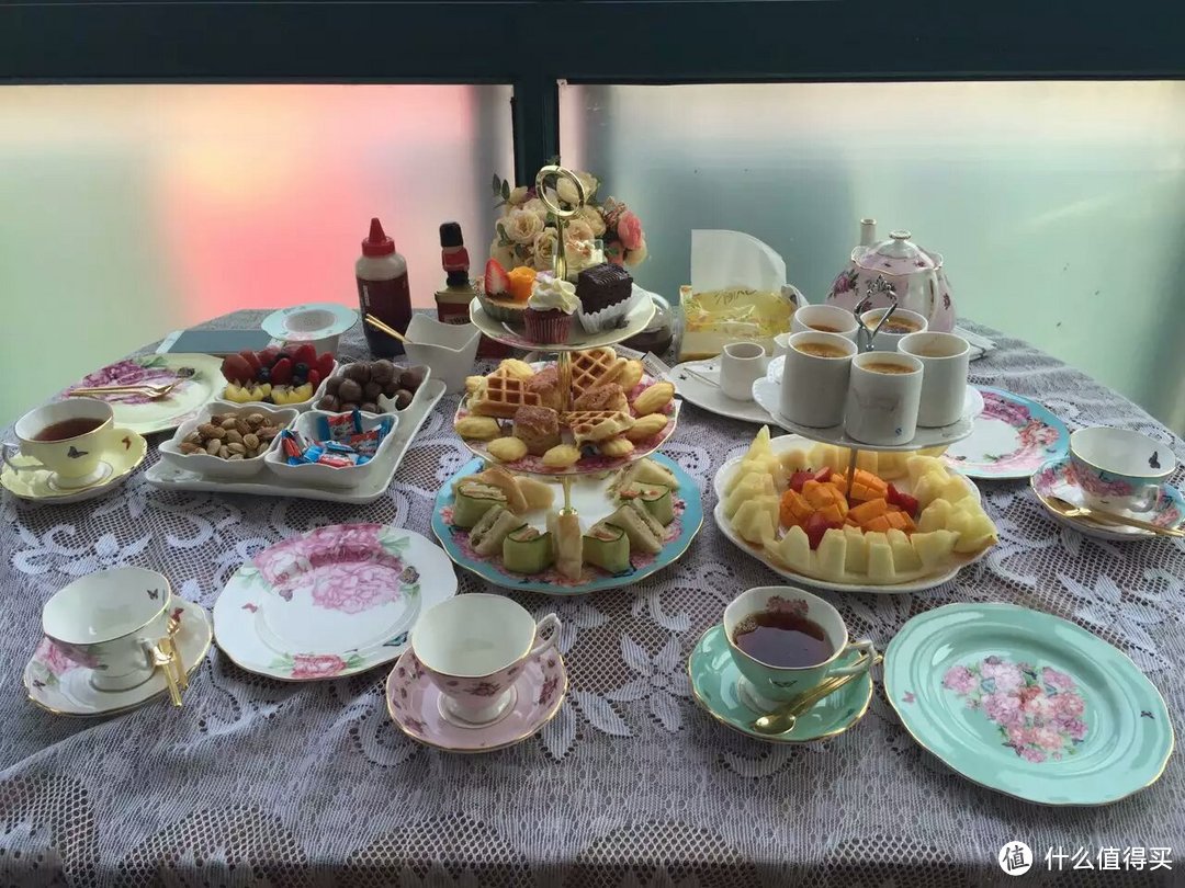 生活不只是眼前的苟且,还有闺蜜和美食: Royal Albert 茶具