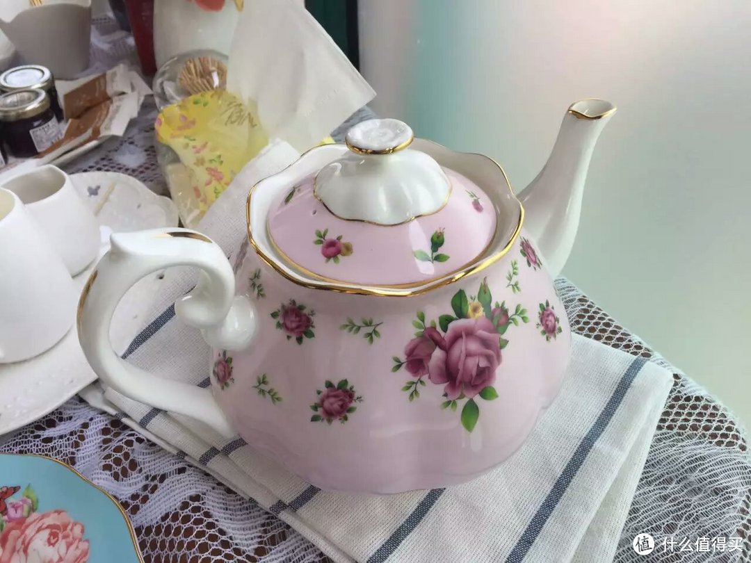 生活不只是眼前的苟且,还有闺蜜和美食: Royal Albert 茶具