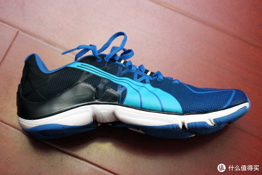 #本站首晒# 满满的科技：PUMA 彪马 Mobium Elite V2 跑鞋 开箱