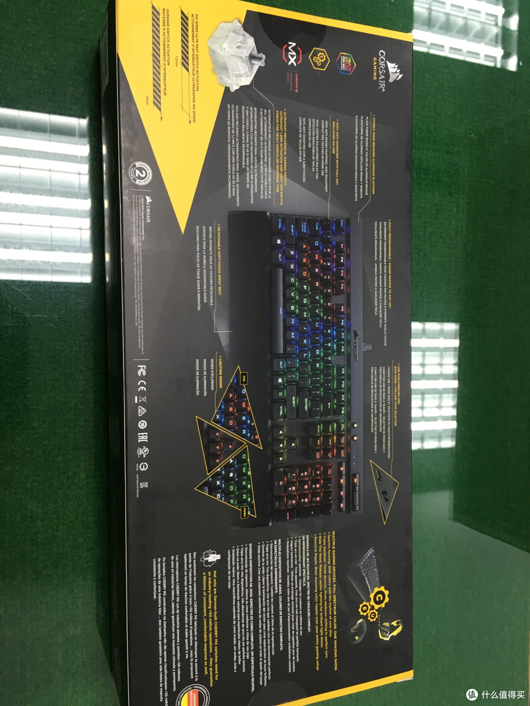 CORSAIR 海盗船 K70 RGB 银轴 RGB机械键盘 开箱