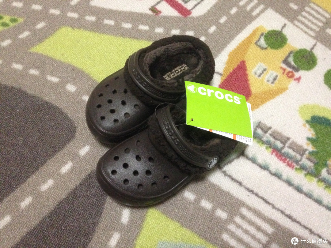 #本站首晒# 为了冬天囤货！crocs 卡洛驰 Mammoth EVO Clog 保暖洞洞鞋