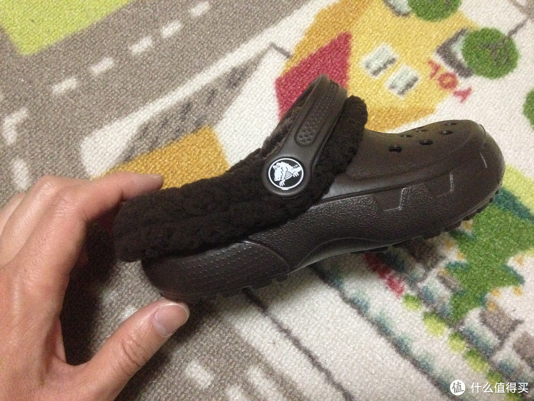 #本站首晒# 为了冬天囤货！crocs 卡洛驰 Mammoth EVO Clog 保暖洞洞鞋