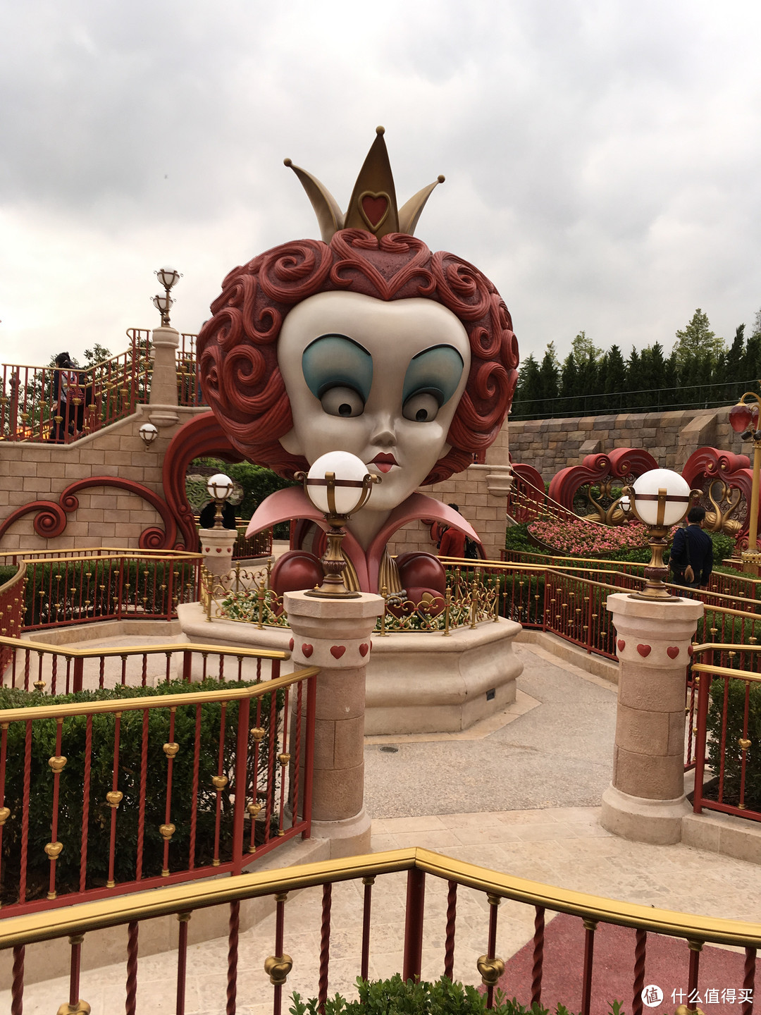 上海迪士尼  爱丽丝梦游仙境迷宫