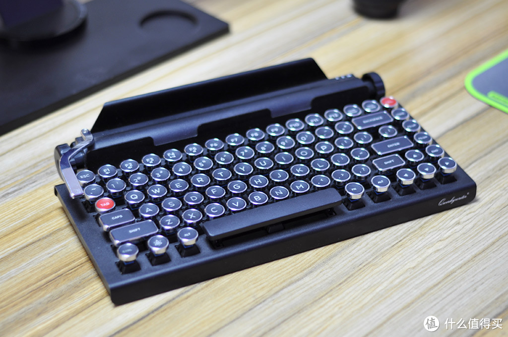 Qwerkywriter复古机械键盘