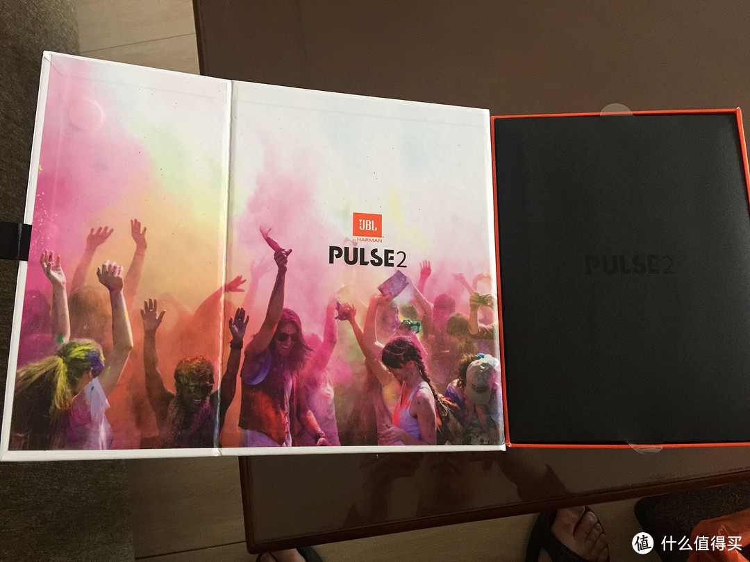 JBL Pulse 2 炫彩无线蓝牙小音箱 开箱