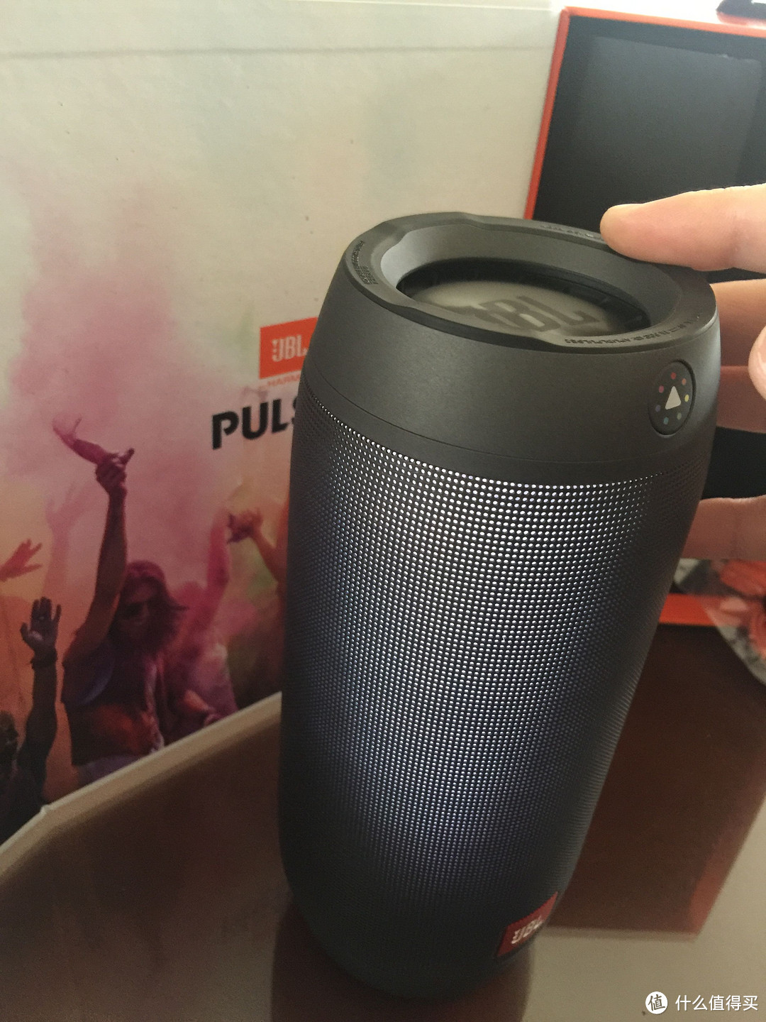 JBL Pulse 2 炫彩无线蓝牙小音箱 开箱