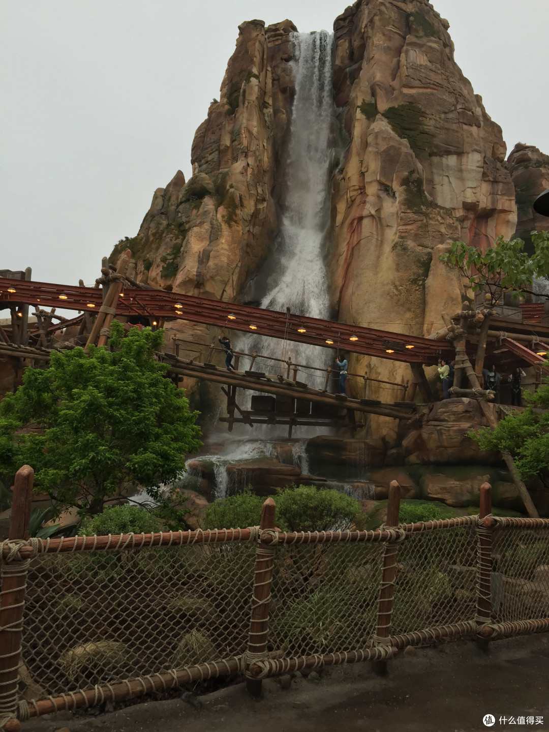 上海 Disney 试运营:小白鼠的一日游