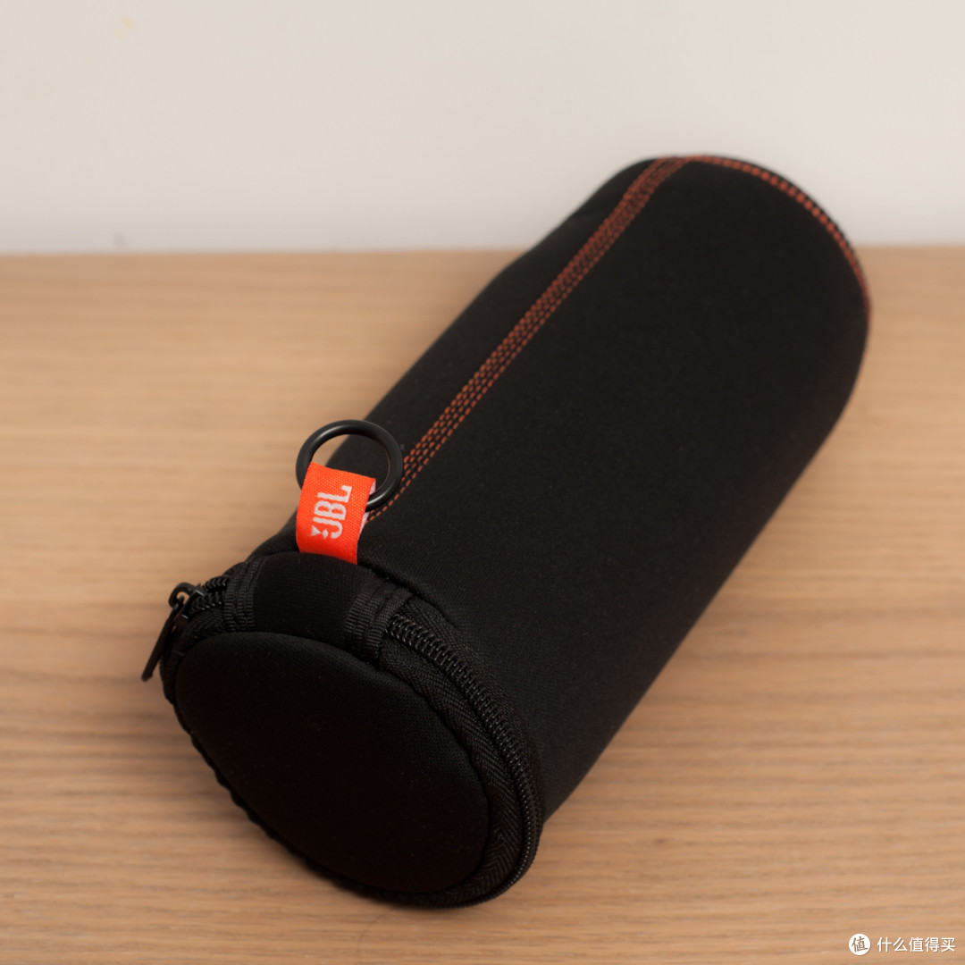 穷Diao丝的小玩物——JBL CHARGE 便携蓝牙 音箱 评测