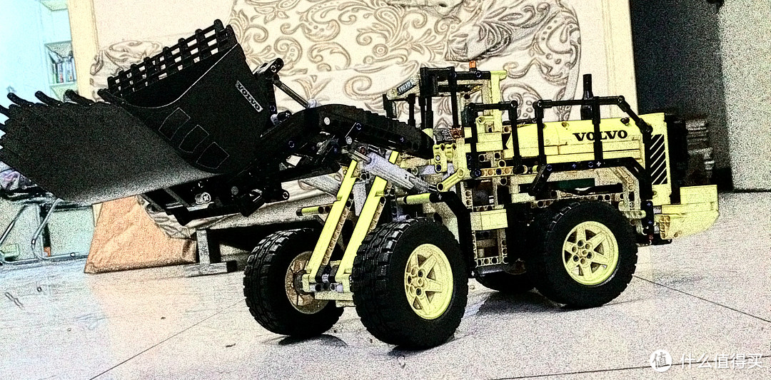 Lego 乐高 Volvo L350F 轮式装载机  lego-42030