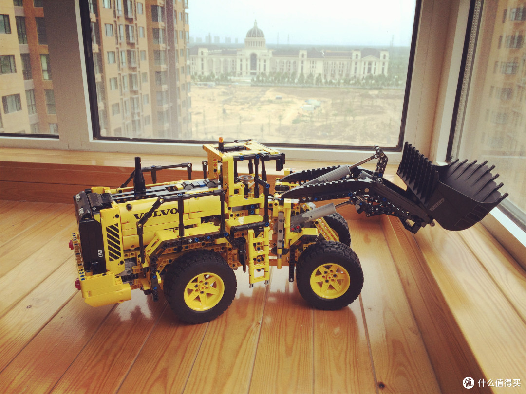 lego 乐高 volvo l350f 轮式装载机  lego-42030