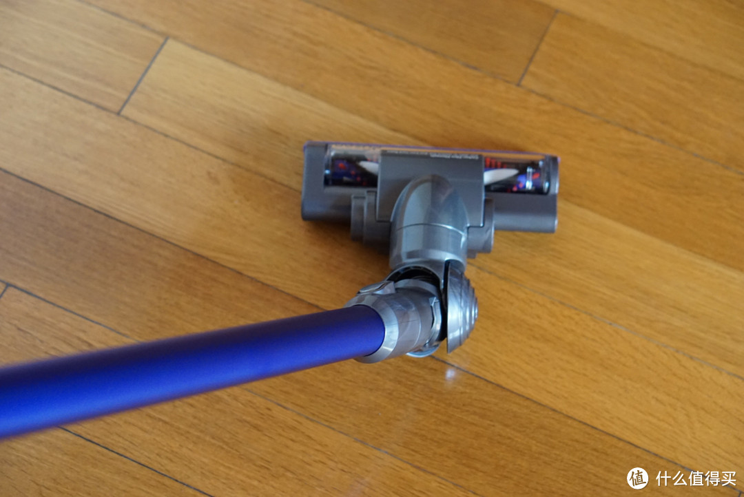 #细说家电#爱上打扫的感觉：Dyson DC45 Motorhead 无线手持吸尘器