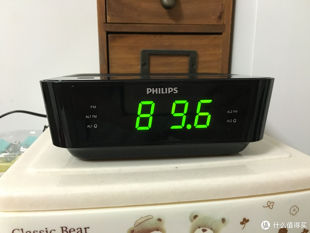 听广播方能安眠的夜猫子：Philips 飞利浦 AJ3116M/37 数字调频收音机闹钟