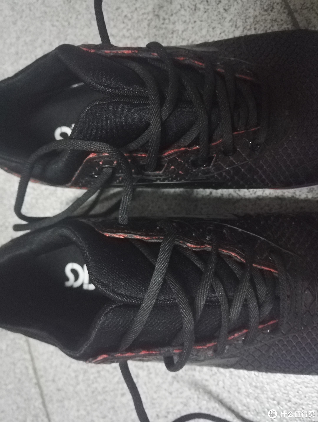 第一双 ASICS 亚瑟士 GEL-Lyte EVO 跑鞋