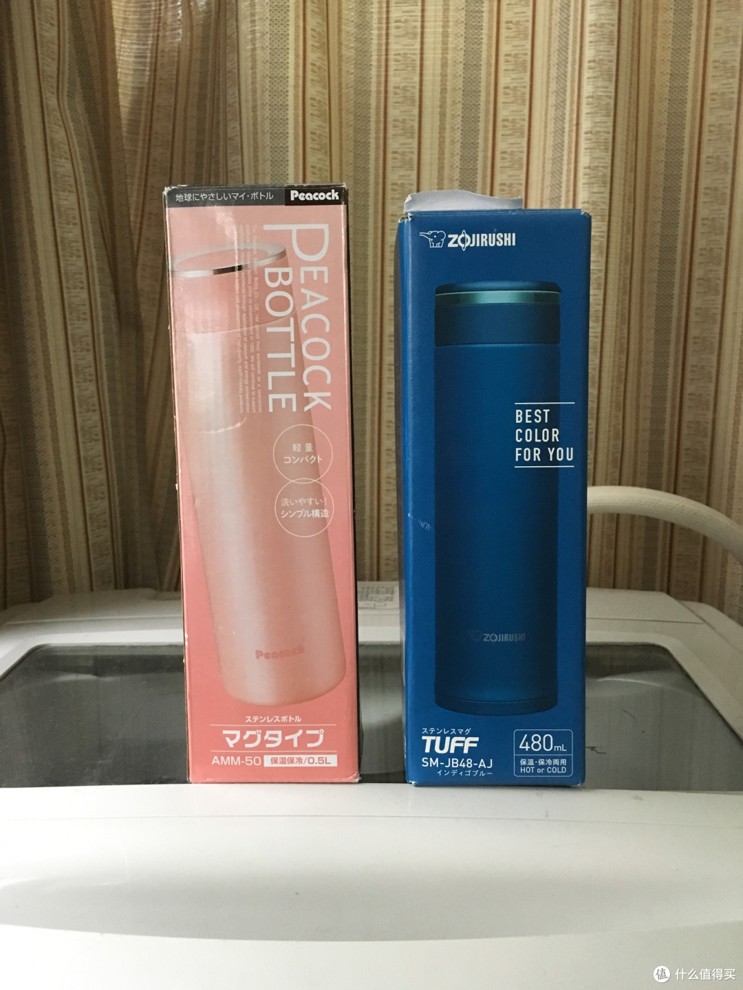 孔雀是500ml,象印是480ml。包装大小明显不同。 孔雀是500ml,象印是480ml。包装大小明显不同。