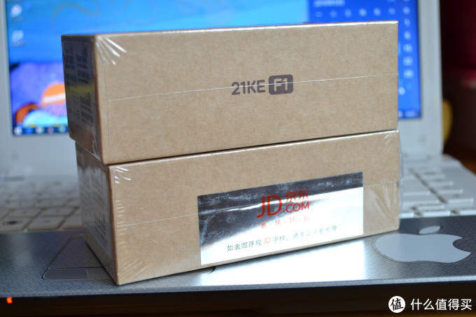 简单就好——送给父母的21克F1 老人手机简单开箱